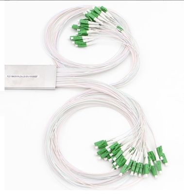 FTTH 1x2 1x4 1x8 1x16 SC UPC APCのコネクターの繊維光学PLCのディバイダー